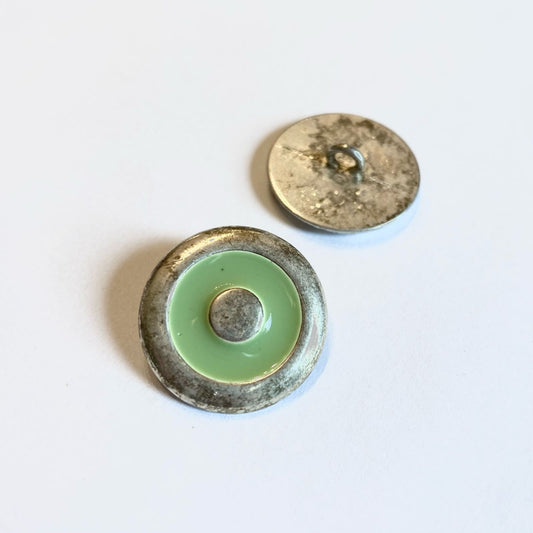 Silver button 23 mm