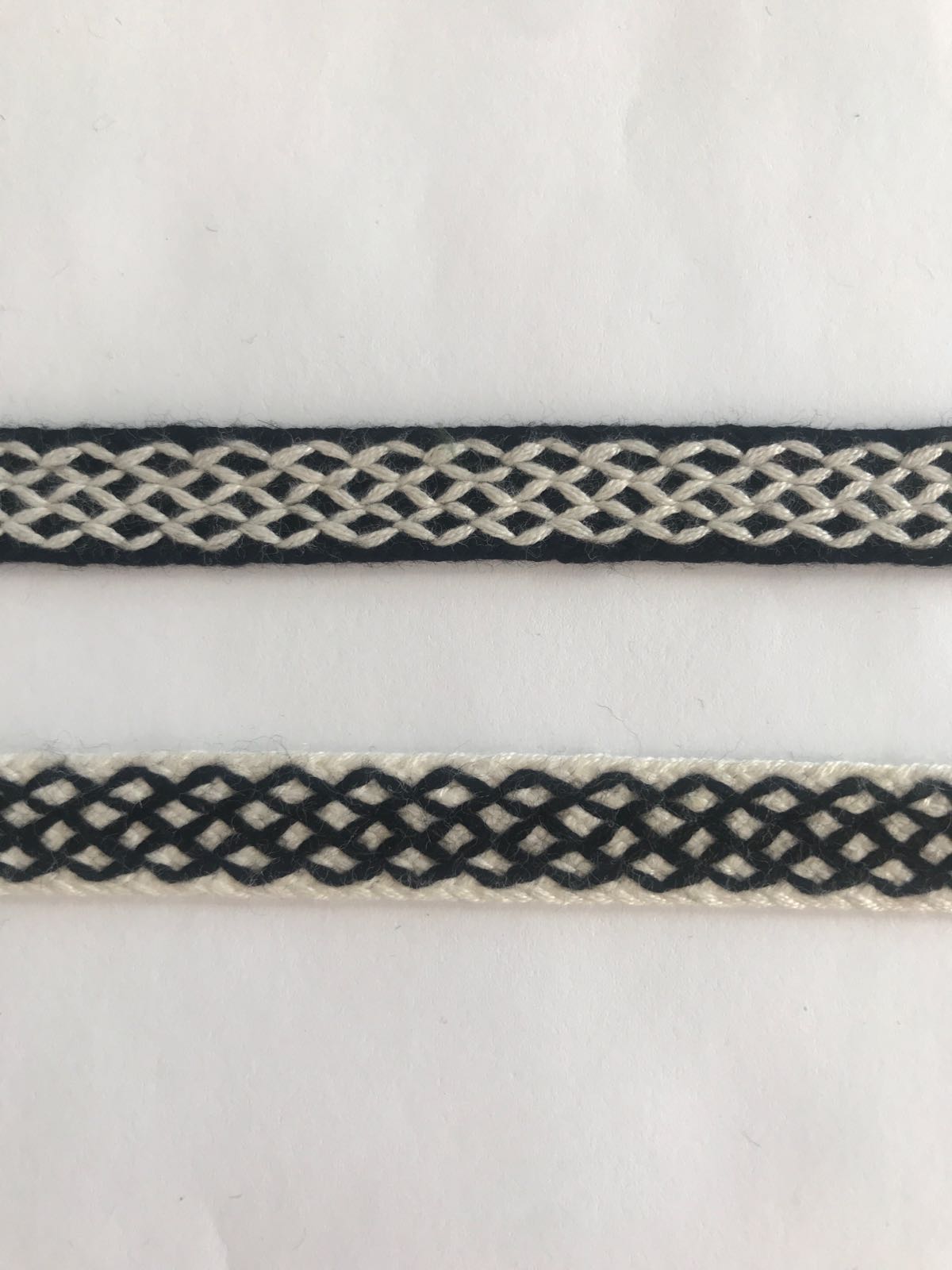 Patterned knitting ribbon 14 mm