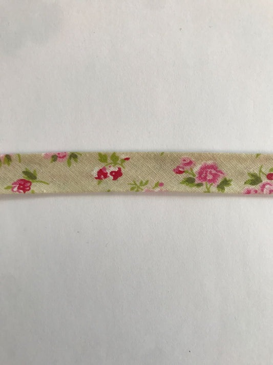 Cotton bias tape with flowers 20 mm