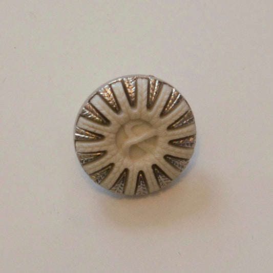 Silver button 22 mm