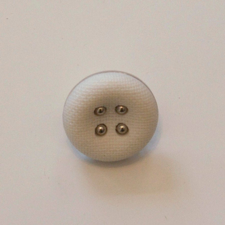 Silver button 18 mm