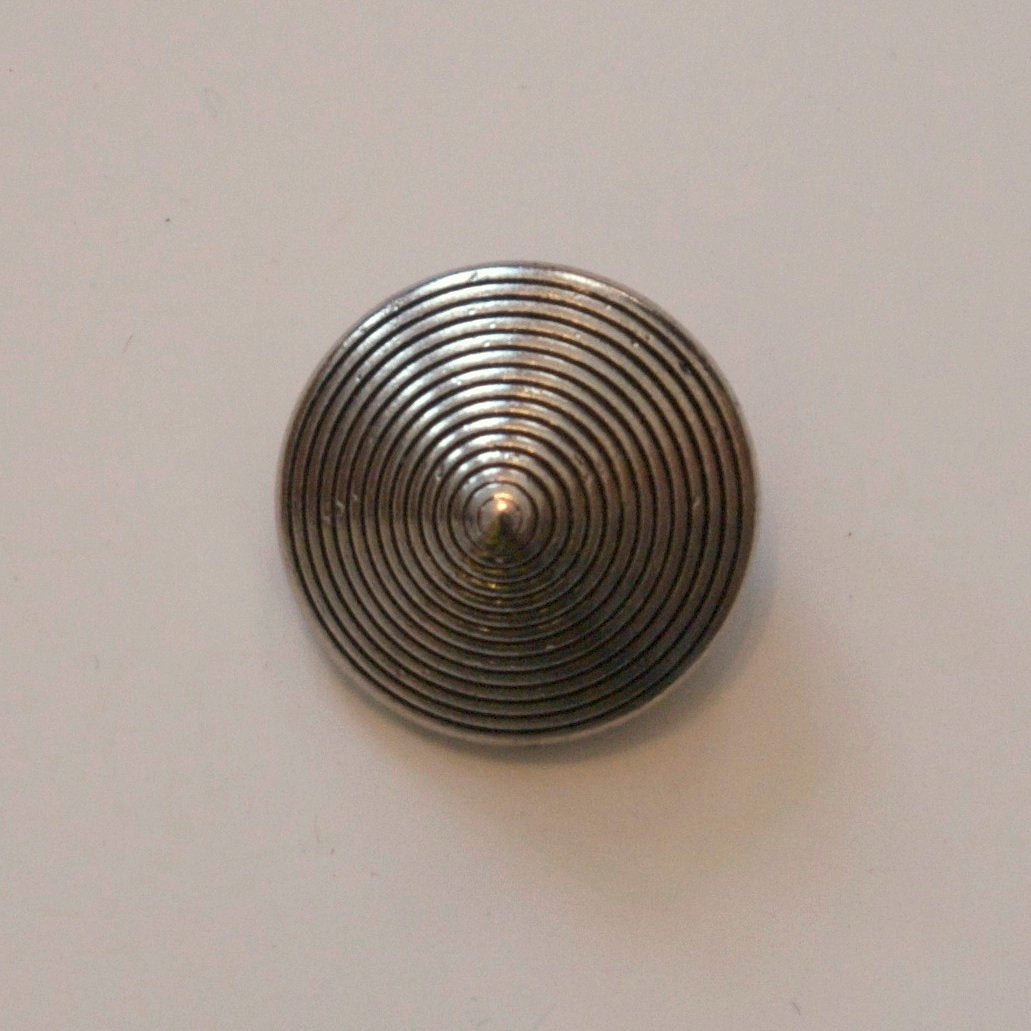 Silver button 23 mm