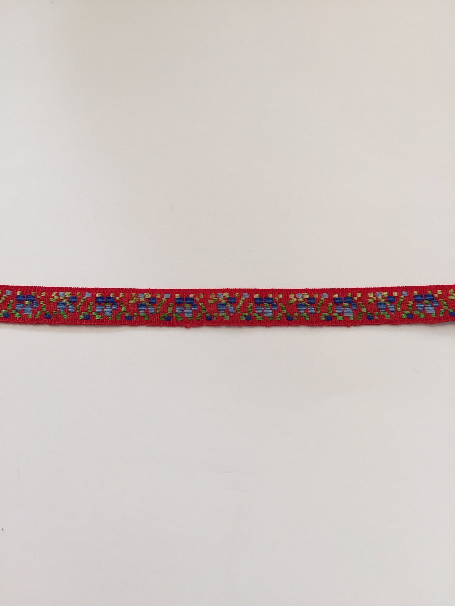 Ribbon with flowers 8 mm