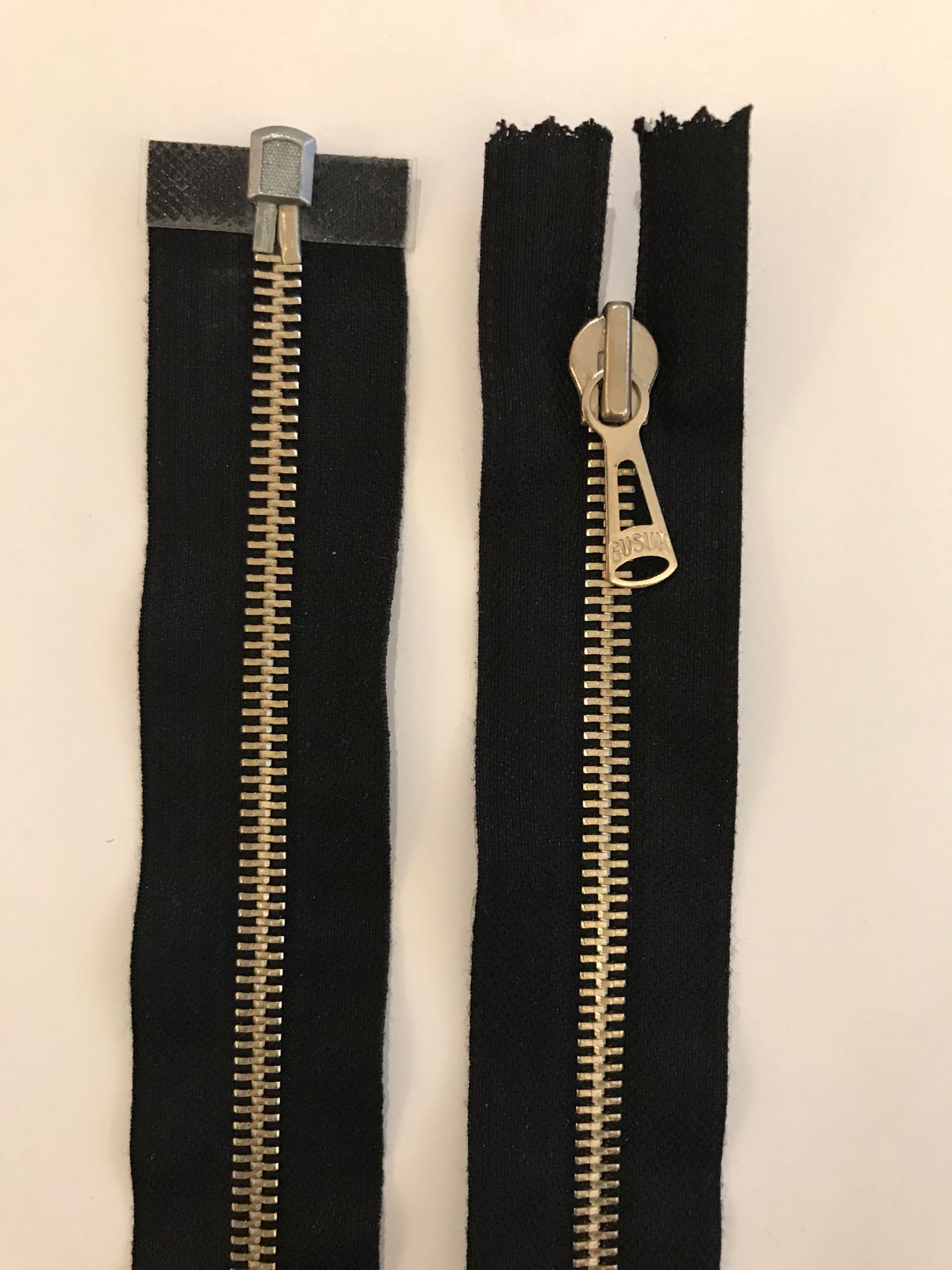 Metal zipper divisible 50 cm