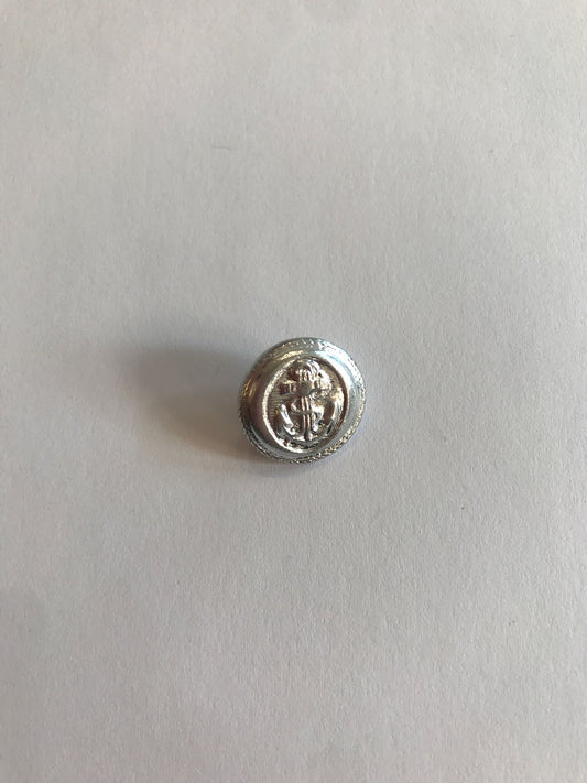 Silver button with anchor 16 mm