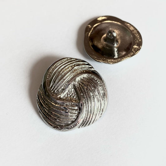 Silver button 26 mm