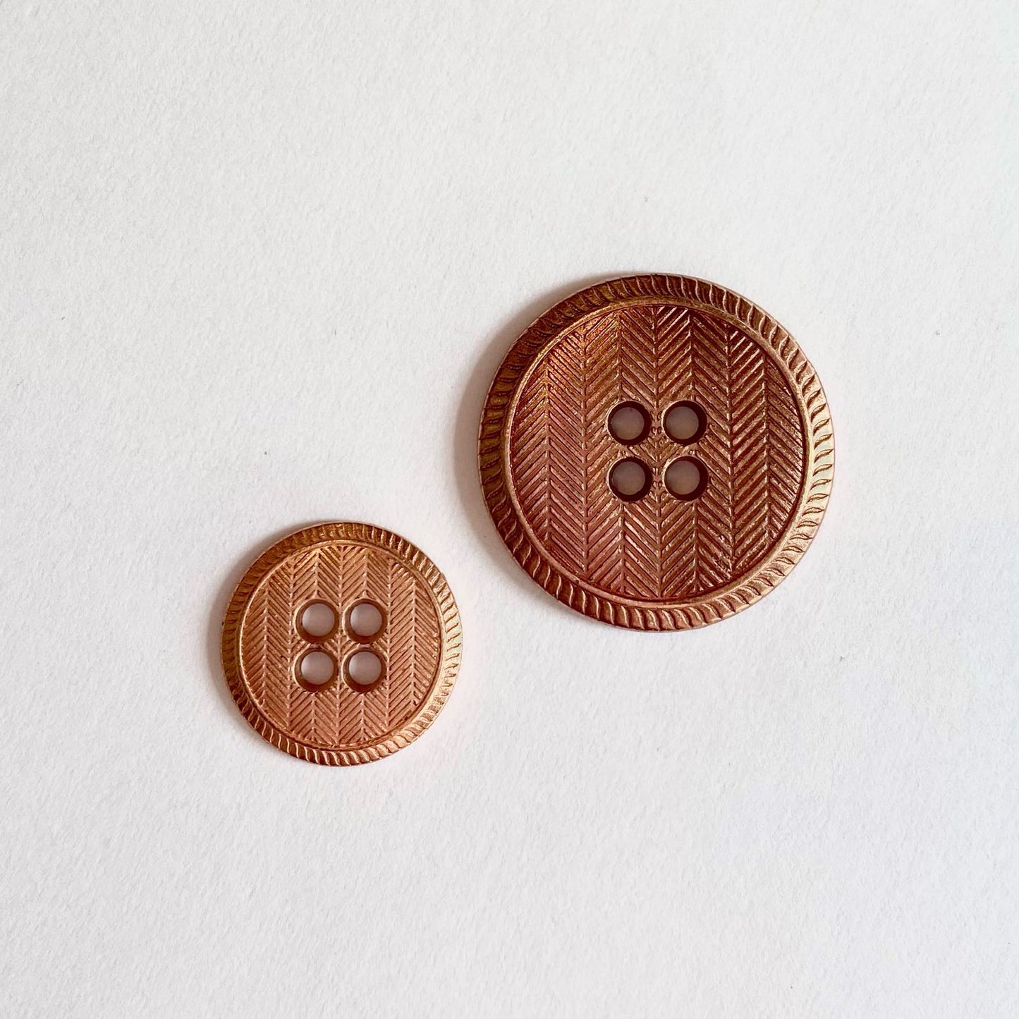 Metal button copper 15-23 mm